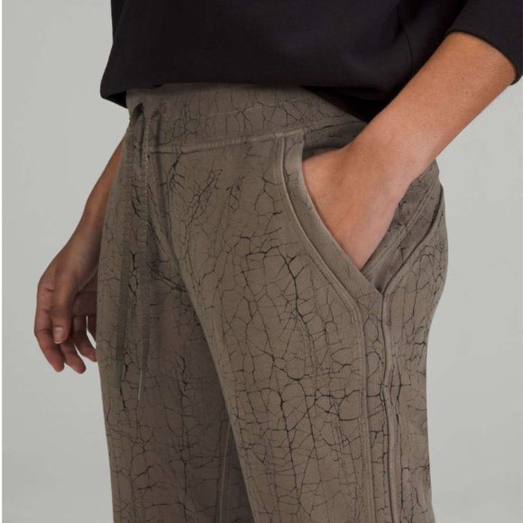 Lululemon Warm Down Jogger *7/8 Length Thread Dye Rover Black 12 - Picture 2 of 14